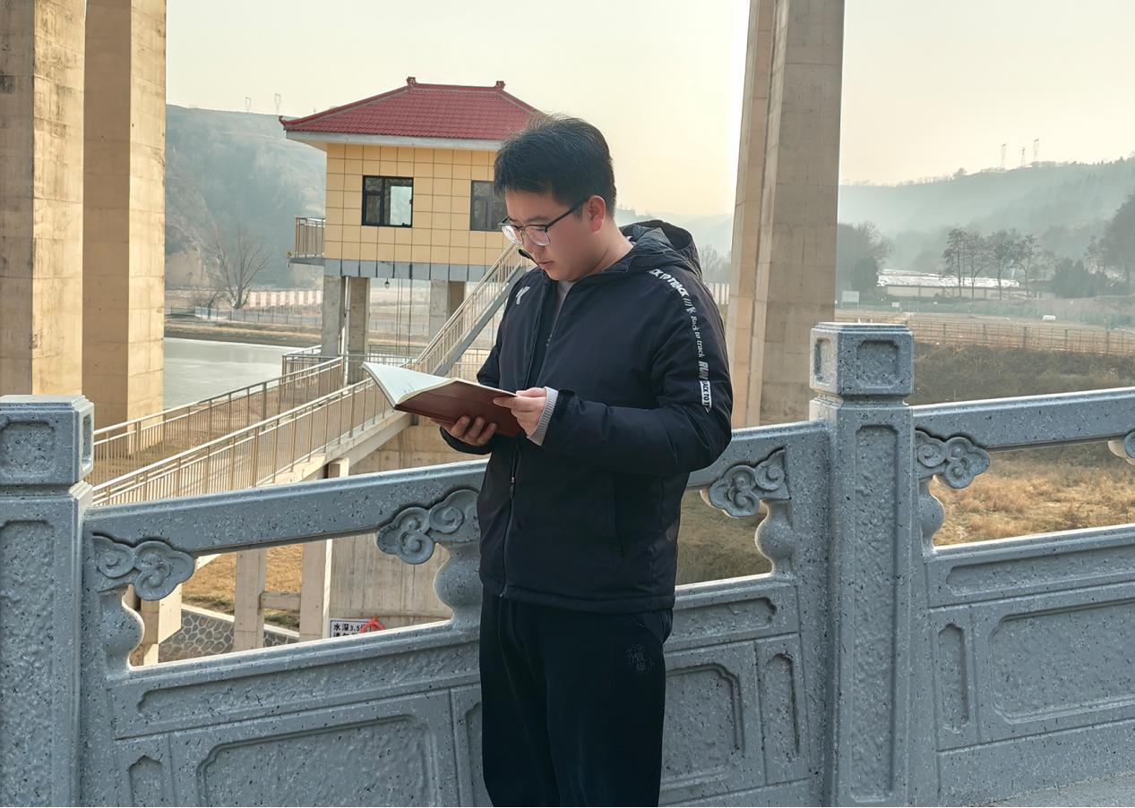 中共三亿(SANYI) 体育-快人一步,知悉体坛万象
委员会关于对2024年度“产投榜样”进行公示的公告(图2) 中共三亿(SANYI) 体育-快人一步,知悉体坛万象
委员会关于对2024年度“产投榜样”进行公示的公告(图2)
